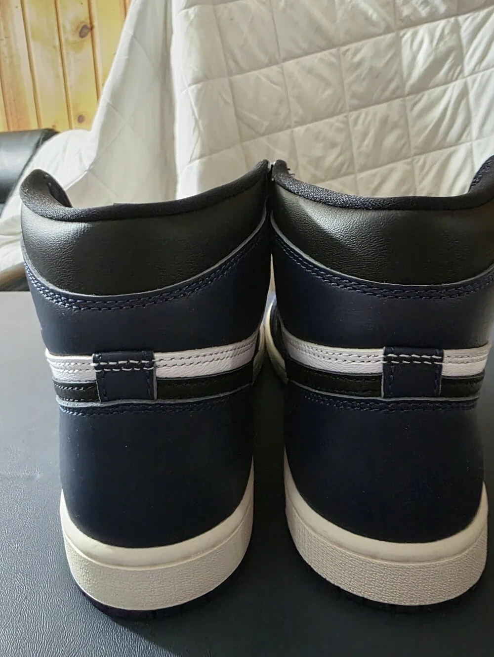 Jordan iconic low